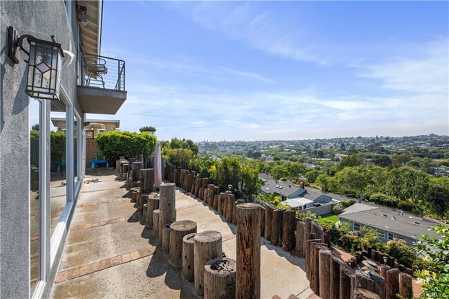 Building Photo - 5225 Bindewald Rd