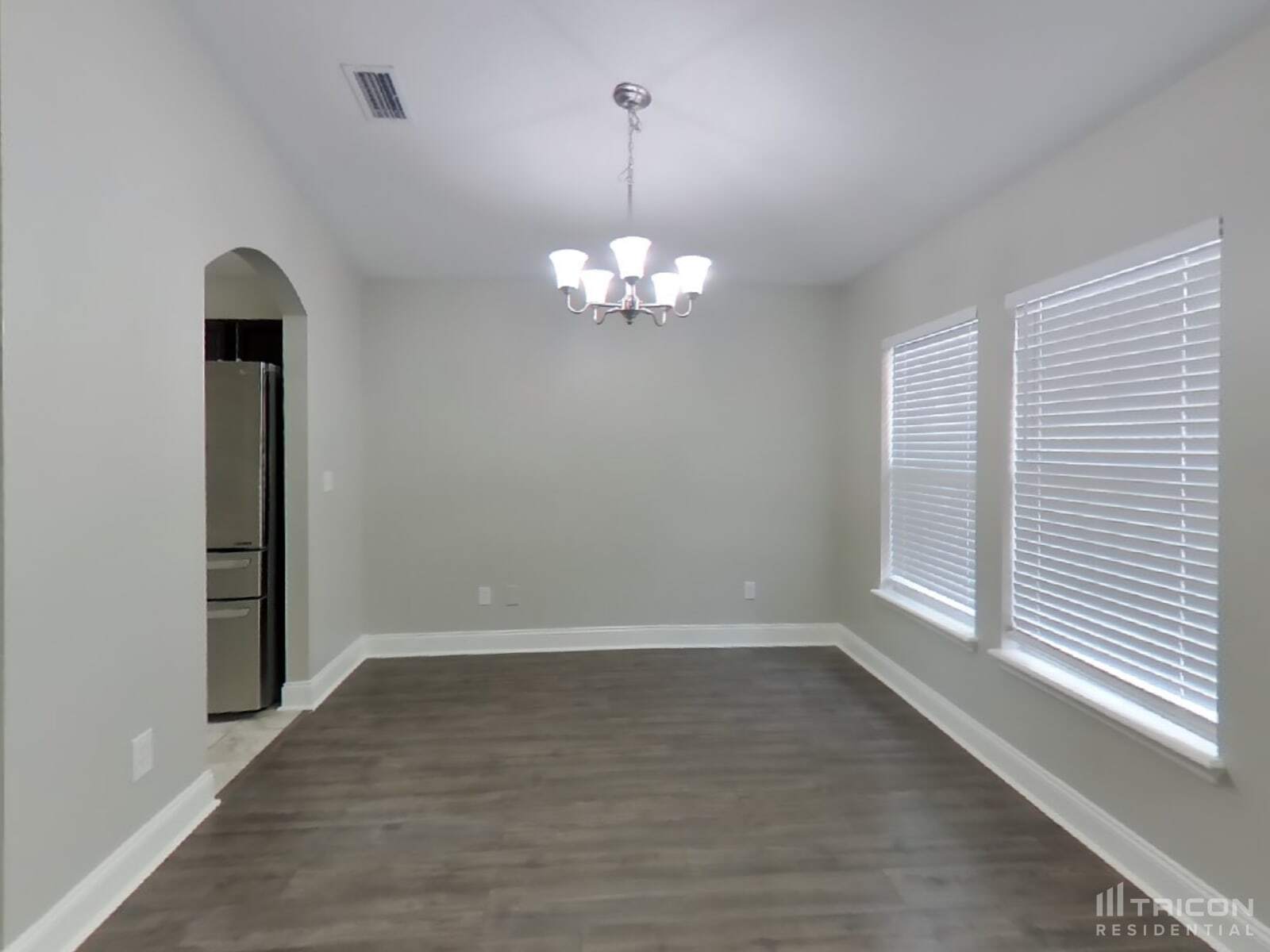 Building Photo - 2268 Eisner Dr