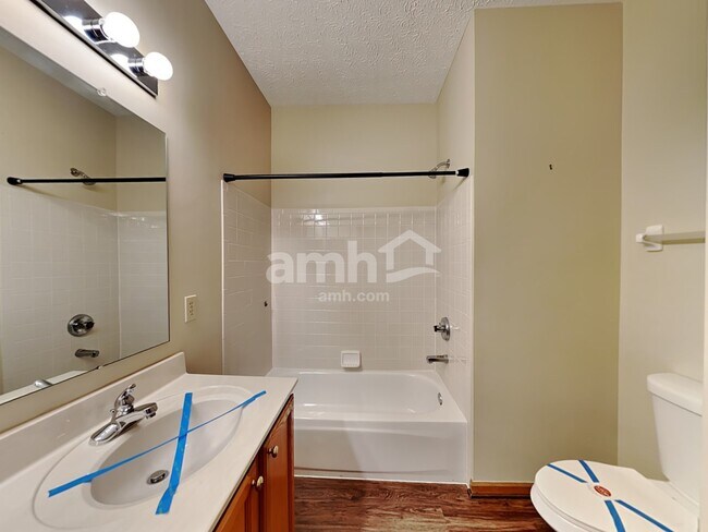Building Photo - 8845 Amaranth Ct