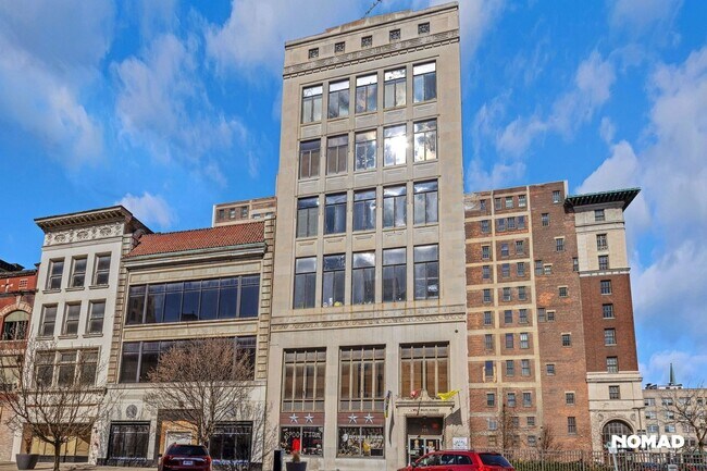 Building Photo - 335 N Superior St