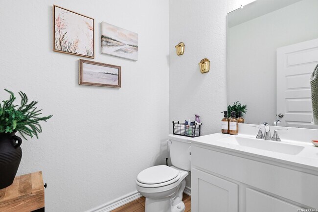 Building Photo - 14454 Calaveras Cv