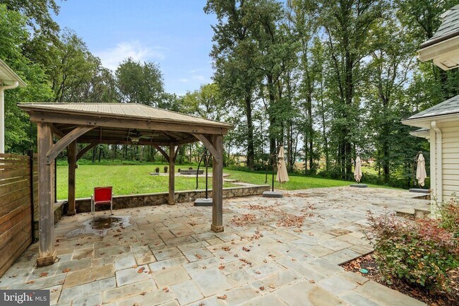 Building Photo - 41433 Red Hill Rd