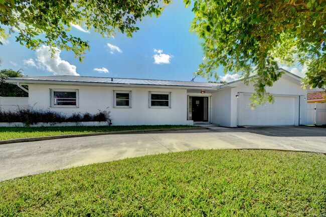 Building Photo - 1171 Bimini Ln