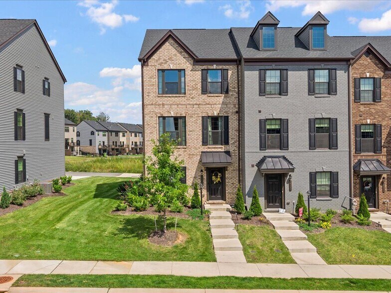 Primary Photo - 14018 Millpointe Rd