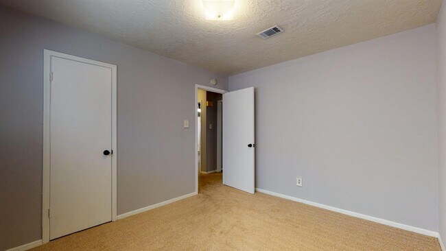 Building Photo - 11807 Monticeto Ln