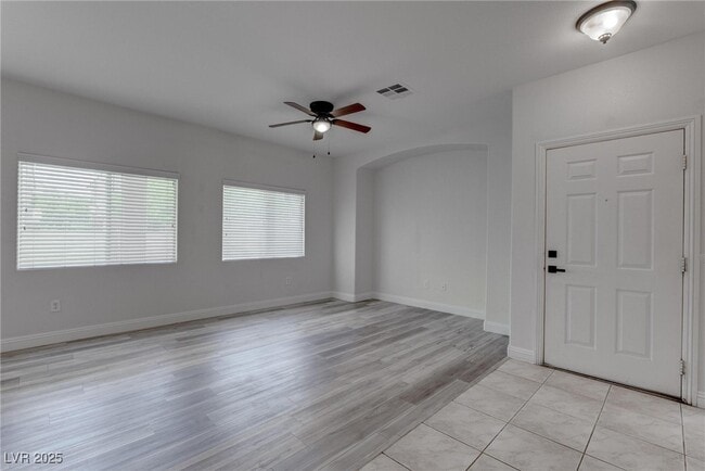 Building Photo - 9133 Forest Willow Ave