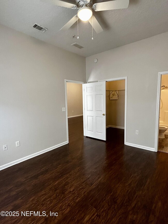 Building Photo - 6788 Manotak Oaks Dr