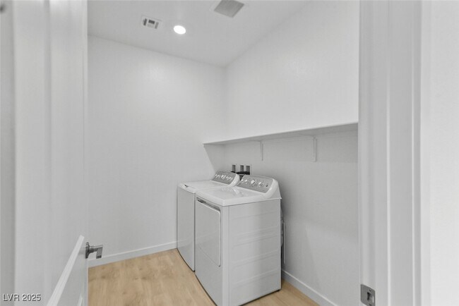 Building Photo - 1507 Hopeful Lark Ln