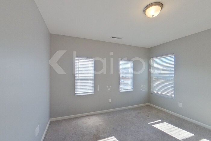 Building Photo - 3917 Miller Dr