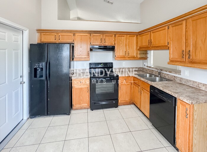 Building Photo - 7987 Domingue Ct