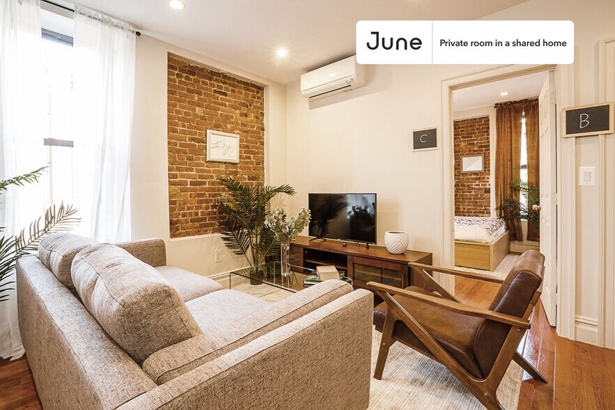 Building Photo - Room in Shared 3 bed/2 bath home in Upper West Side