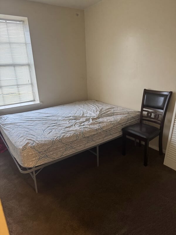 Building Photo - 415 Roxana Rd