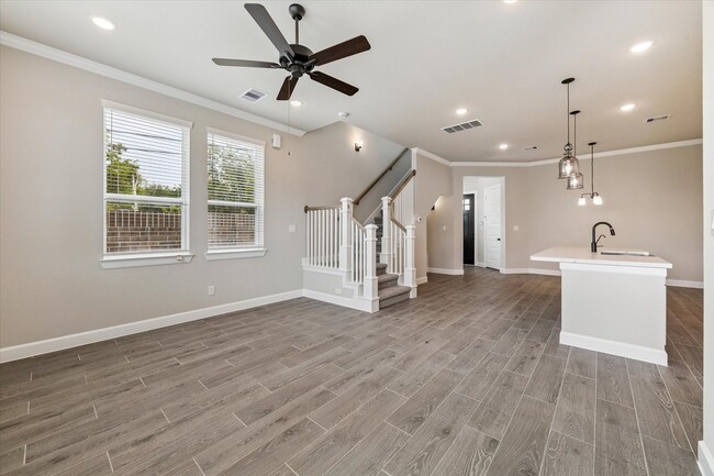 Building Photo - 5617 Iris Harvest Dr