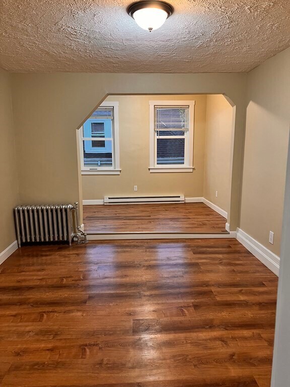 Building Photo - 30 Wenonah St