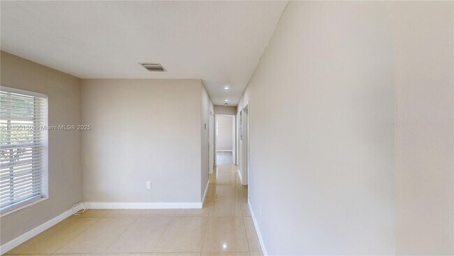 Building Photo - 3354 NW 181st St