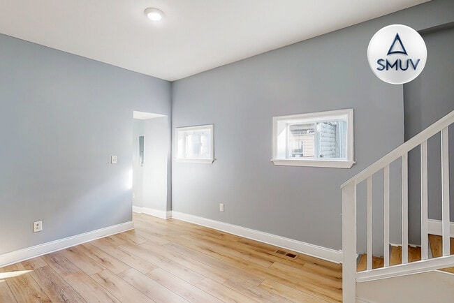 Building Photo - 501 N Belnord Ave