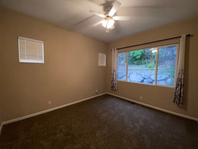Building Photo - Near Disc Drive - Sparks Single Story 3 Bedroom House