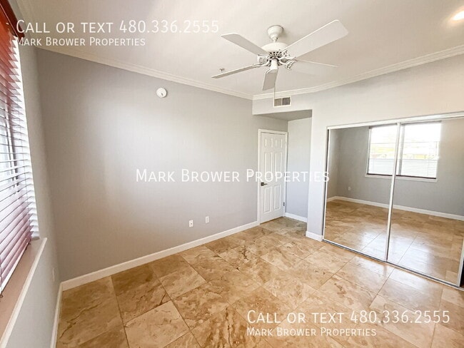 Building Photo - 2992 N Miller Rd
