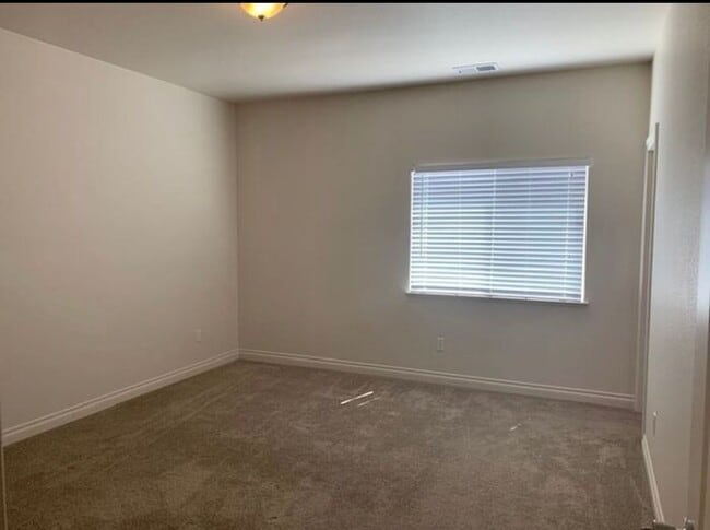 Building Photo - 18610 Juneberry Ct