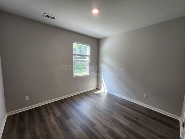 Building Photo - 3774 River Rock Rd