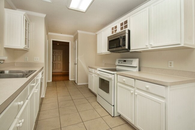 Building Photo - Cute house in Sherman for lease