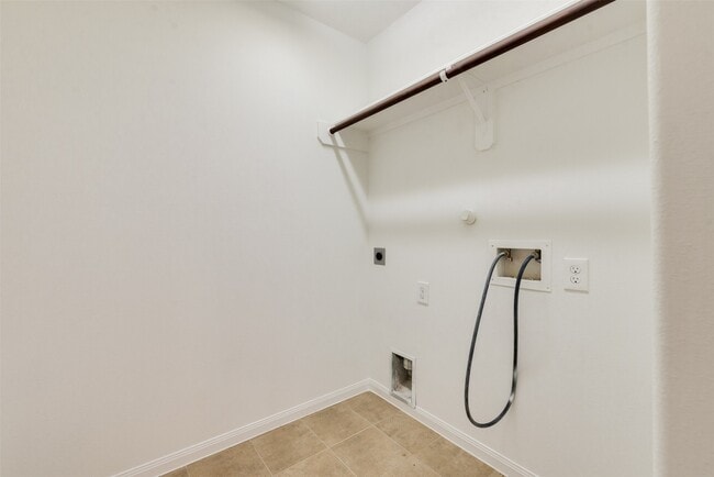Building Photo - 3426 Lily Ranch Dr