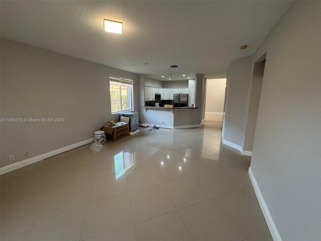Building Photo - 1365 Canary Island Dr
