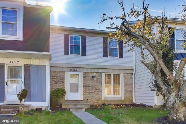 Building Photo - 17505 Longview Ln