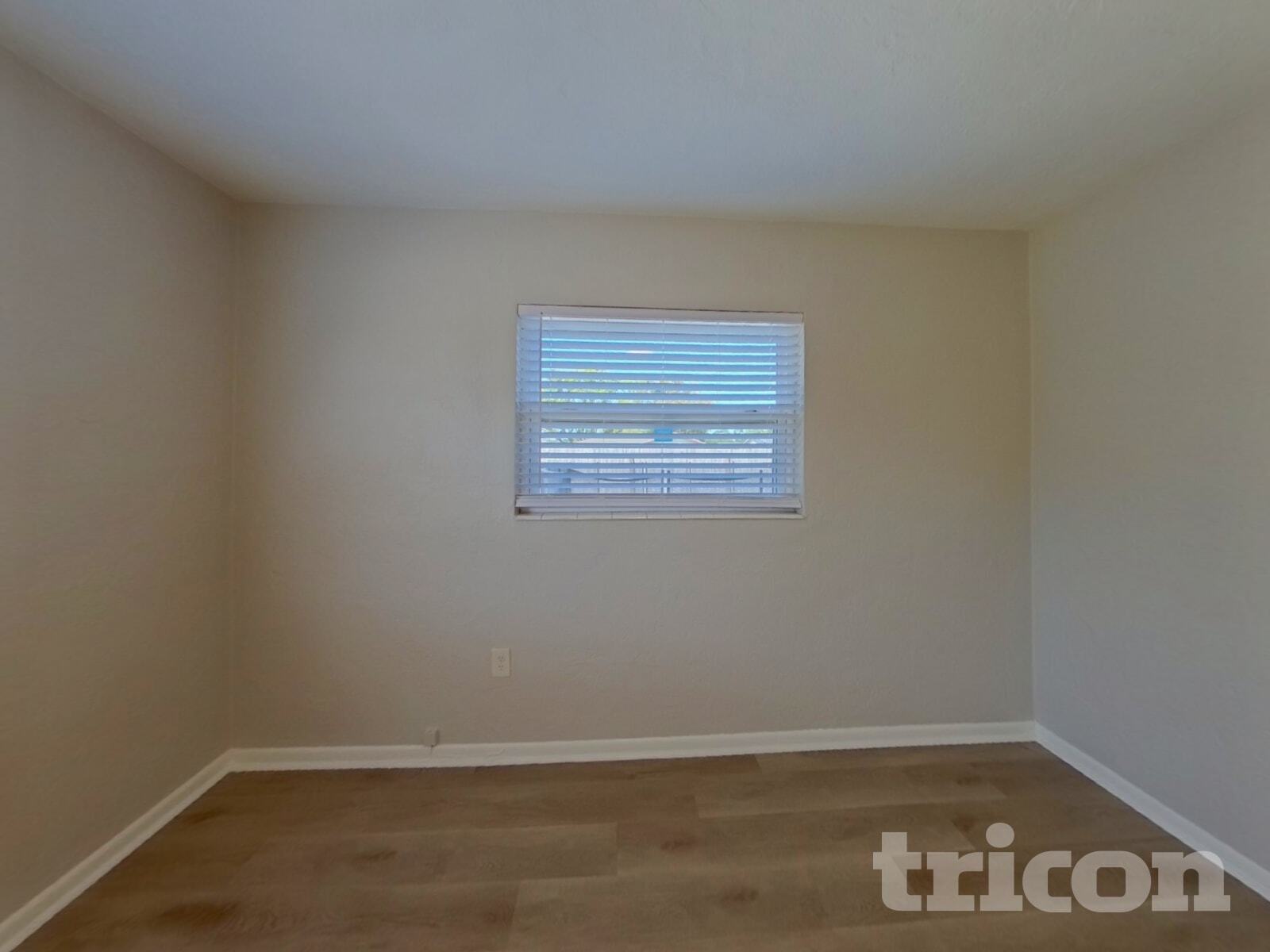 Building Photo - 10887 111th Pl N