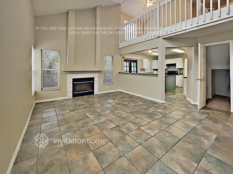 Building Photo - 2335 Needham Dr
