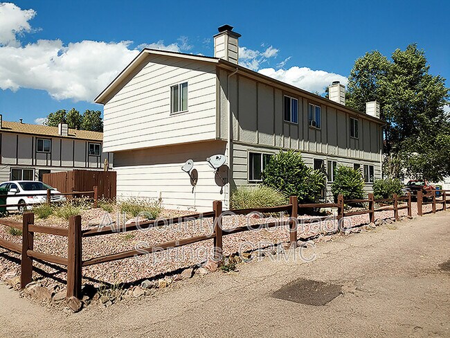 Building Photo - 347 W Iowa Ave