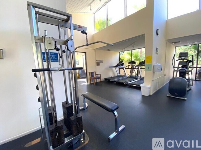 Building Photo - 2311 S Cypress Bend Dr