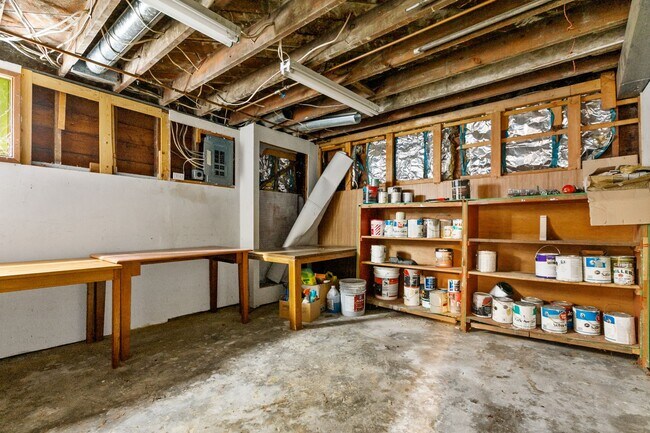 Building Photo - 4Bd/1.5Ba Seattle House