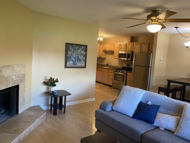 Building Photo - 5917 Prosperity Dr