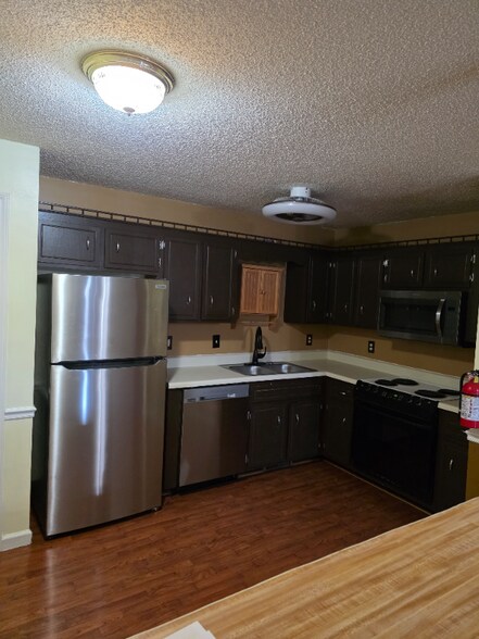 Building Photo - 374 Jack Miller Blvd