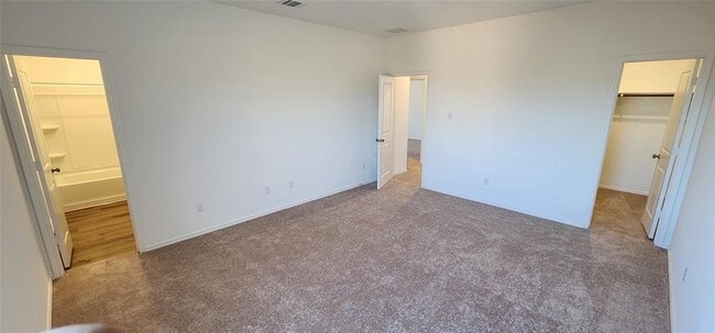 Building Photo - 341 Amber Gln