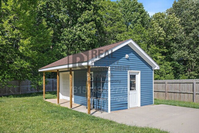 Building Photo - 338 Crusaw Dr