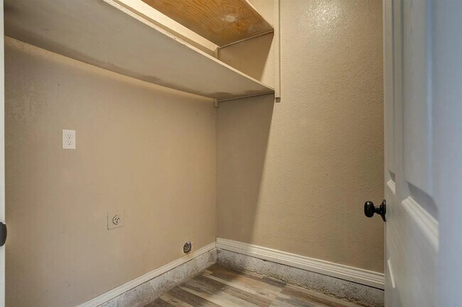 Building Photo - 4603 33rd St