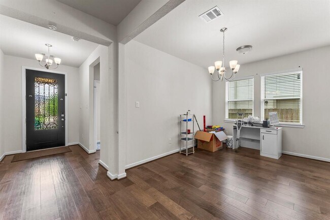 Building Photo - 3850 Chapman Bluff Dr