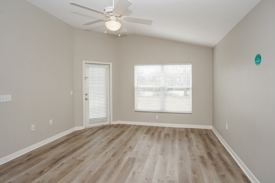 Building Photo - 13718 Glossy Ibis Pl