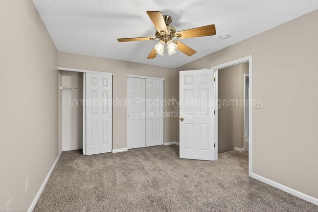 Building Photo - 54 Deer Grove Dr