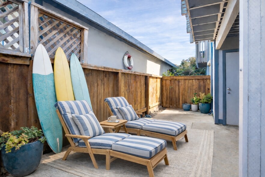 Building Photo - 1925 46th Ave