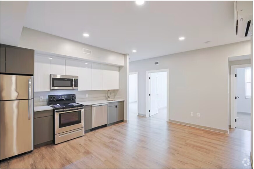 Building Photo - 109 Heath St