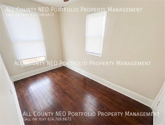 Building Photo - 908 Ellsworth Ave