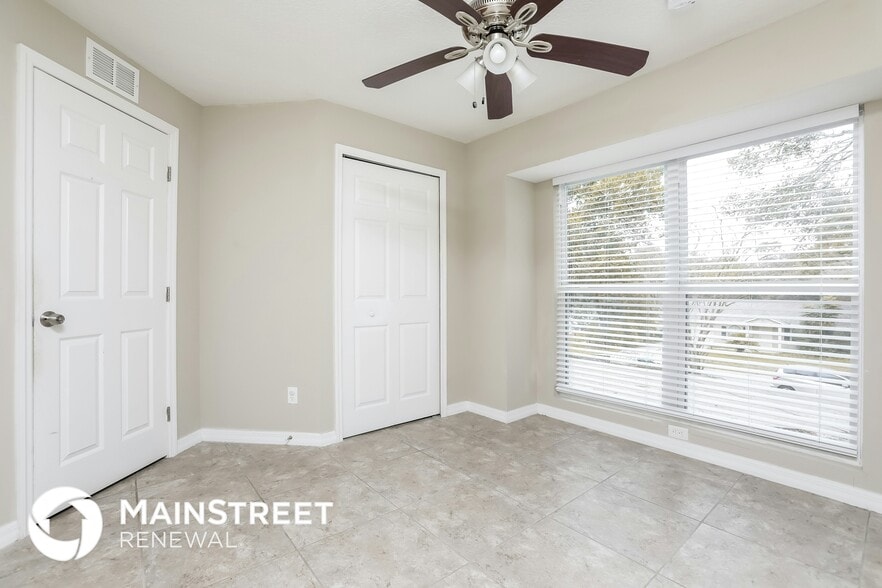 Building Photo - 549 Antelope Dr