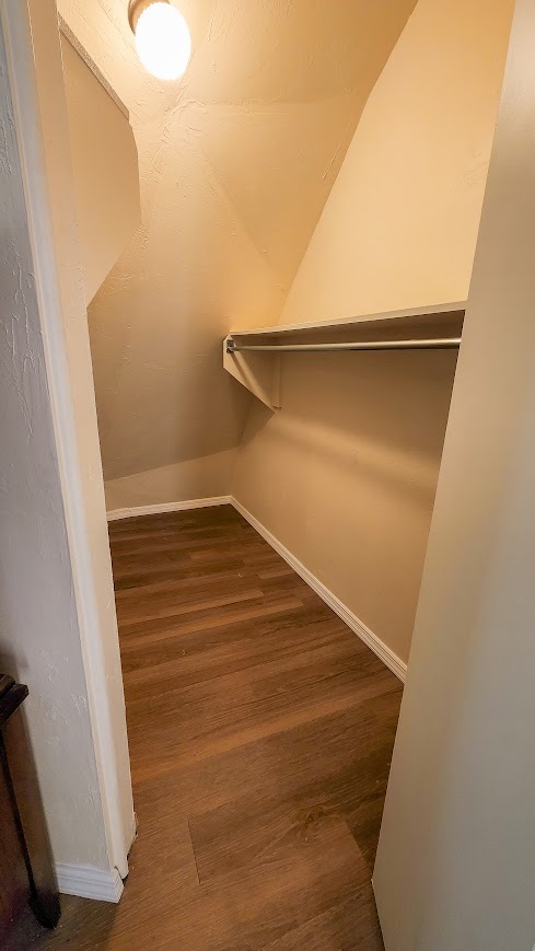 Master Closet - 1400 W Lake Dr