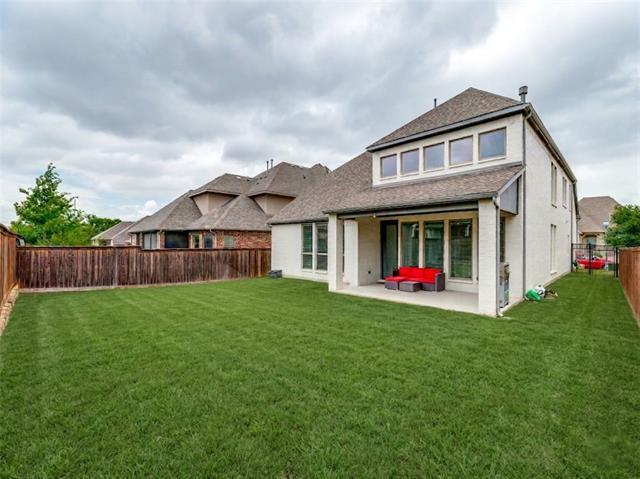 Building Photo - 820 Manchester Ave