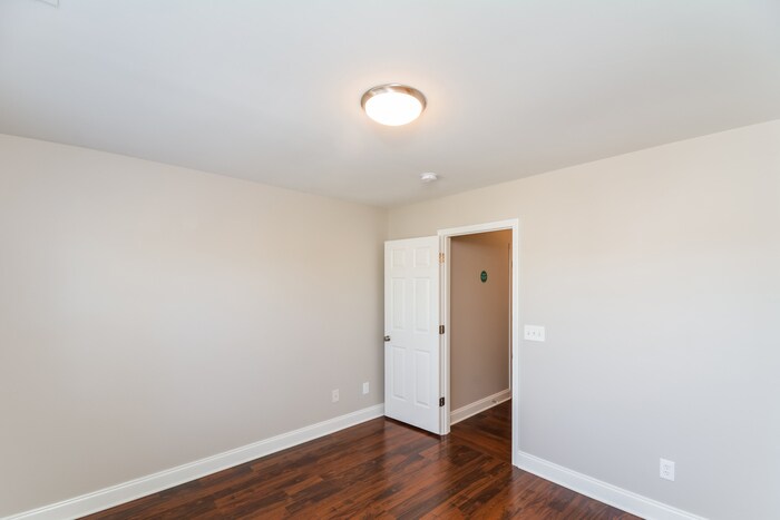 Building Photo - 8879 Elizabeth Dr