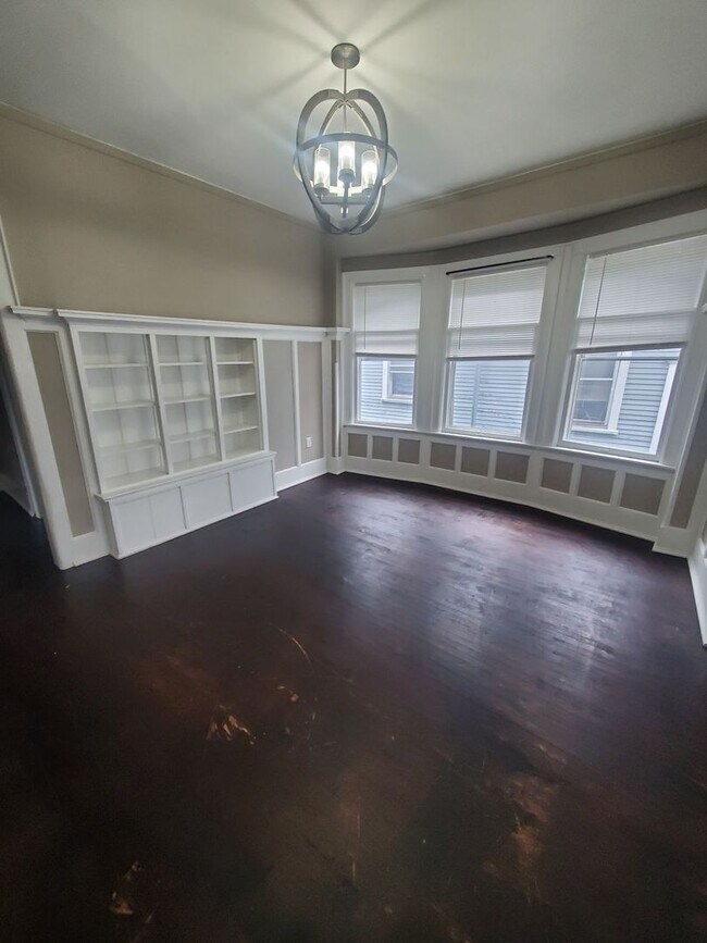Building Photo - 2516-2518 N 12th St. (Duplex)