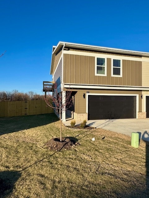 Building Photo - 1902 SW Poigai Ct